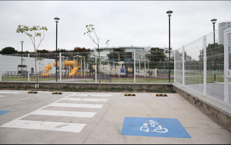 El Comude cerró 55 de las 83 unidades que administra en la ciudad. EL INFORMADOR / ARCHIVO