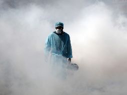 En las últimas horas se incrementó el número de decesos y de nuevas infecciones en el mundo, en particular en España que se convirtió en el cuarto país en registrar más de mil muertes, después de China, Italia e Irán. EFE / J. Singh