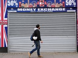 El primer caso de muerte por COVID-19 en Reino Unido se identificó hace quince días y desde entonces el ritmo de muertes es más veloz que en Italia. EFE / A. Rain