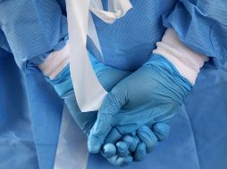 Resaltan la importancia de quedarse en casa, y acudir a instalaciones de salud siempre y cuando haya síntomas graves. AP/T. Tai