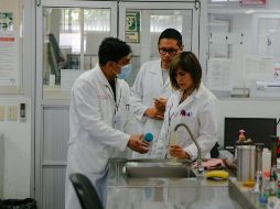 El proceso, indicó la SSJ, requiere de 24 a 36 horas más para confirmar o descartar la infección por COVID-19.. EL INFORMADOR / ARCHIVO