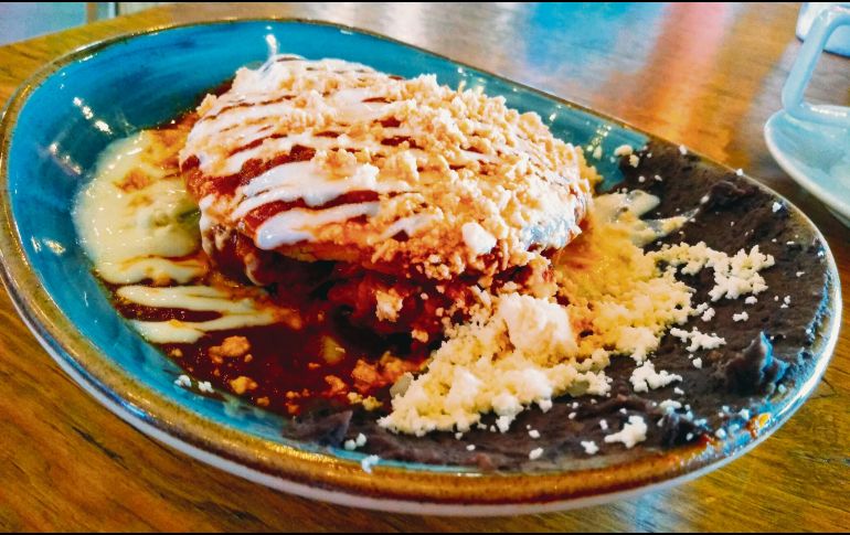 Gordita de la casa. En Insano Café te encontrarás los sabores más exquisitos.