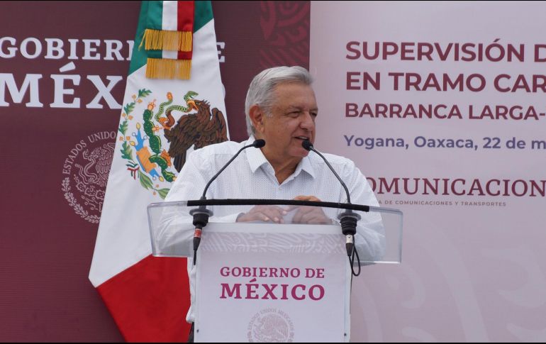 Durante su gira por Oaxaca, López Obrador señaló que algunas obras en el estado tendrán que esperar para ver cómo impactará la crisis económica mundial. SUN /