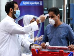 Según la OMS, hacer la mayor cantidad de pruebas para detectar casos de COVID-19 es la medida más efectiva contra la pandemia. EFE