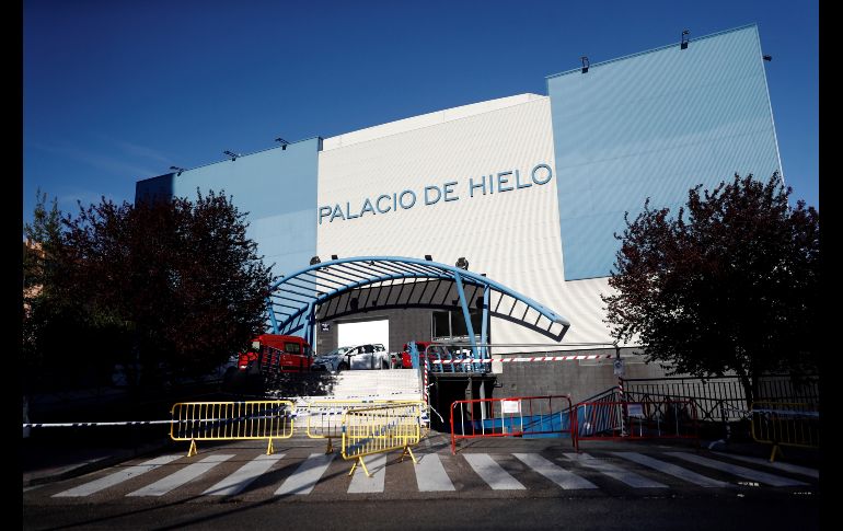 Luego de darse a conocer el anuncio, miembros de la Unidad Militar de Emergencias acudieron al lugar para acondicionarlo adecuadamente. EFE/Mariscal