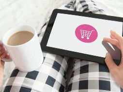 Atención. Tener cuidado con tus compras en línea te pueden convencer de apostar por esta vía alternativa. ESPECIAL