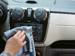 Mantente seguro. Usa productos y accesorios especiales para las partes más delicadas de tu coche. ESPECIAL