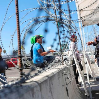 Migrante mexicano da positivo a COVID-19 en centro de detención de EU