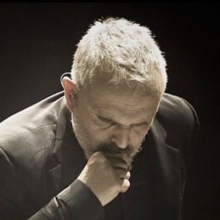 Miguel Bosé agradece muestras de cariño por el fallecimiento de su madre