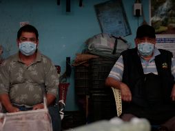 Los virus respiratorios inducen tos y estornudos porque quieren propagarse. Las gotitas de la saliva quedan en las mascarillas y esto evita la propagación. EL INFORMADOR / F. Atilano