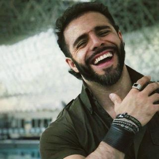 Mente de tiburón para nadar en la crisis