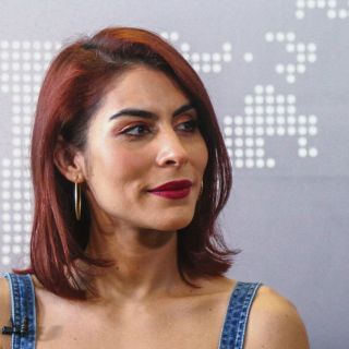 Tienes una invitación de María León