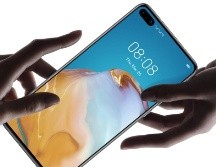 El Huawei P40 está disponible en los colores negro, Blush Gold, Deep Sea Blue, Blanco hielo y Escarcha de plata con un acabado mate refractivo. ESPECIAL / consumer.huawei.com