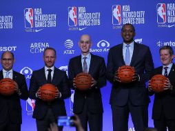 Este recorte aproximadamente del 20 por ciento será aplicado tanto para el comisionado Adam Silver y el subcomisionado Mark Tatum, recordando que recientemente la liga extendió su límite de crédito a 1.2 mil millones de dólares durante los meses en los que no habrá actividad. NTX / ARCHIVO