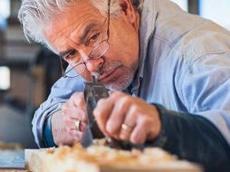 En Jalisco hay 74 mil 158 adultos mayores en el sector informal. ESPECIAL