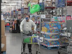 Centros y plazas comerciales registran escasez de clientes, debido a las recomendaciones por parte de autoridades sanitarias de evitar lugares públicos para evitar el esparcimiento del coronavirus. NTX / G. Durán