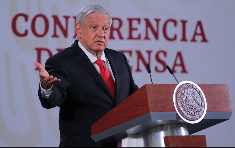 López Obrador dice cumplir con los protocolos de sanidad de la Secretaría de Salud. NTX / I. Hernández