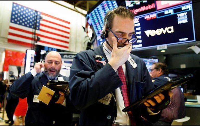 El Dow Jones subió casi un 13 por ciento en el balance semanal. EFE/J. Lane