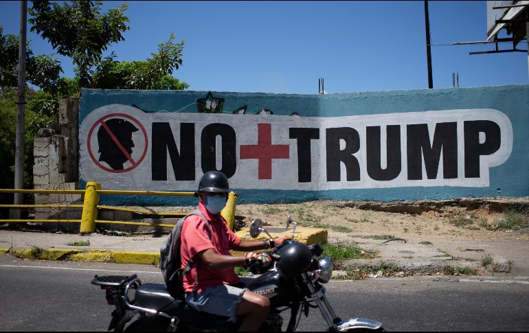 Las acusaciones contra Maduro incrementarán las tensiones entre Washington y Caracas en momentos en que el brote de coronavirus amenaza con hacer colapsar el sistema de salud de Venezuela. AP/A. Cubillos