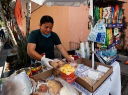 Establecen que todos los espacios deben contar con papel higiénico, agua potable, jabón antibacterial para lavado de manos, alcohol en gel y toallas de papel. EFE/J. Méndez