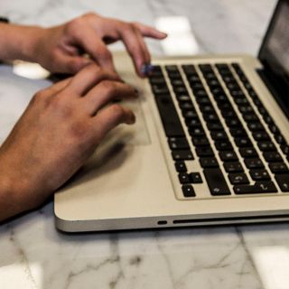 Ocho de cada 10 empresas seguirán en "home office" tras confinamiento