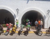 Luego de unos minutos de su presencia en Casa Jalisco los repartidores fueron movidos a Palacio de Gobierno. EL INFORMADOR / J. Velazco