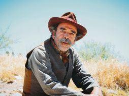 Damián Alcázar. Uno de los artistas que apoyan la iniciativa de quedarse en casa en esta cuarentena. EL INFORMADOR • F. González