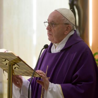 El Papa pide acoger a las personas sin hogar expuestas al coronavirus