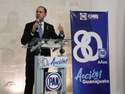 El líder nacional del PAN, Marko Cortés, le pide a López Obrador concentrarse en combatir la pandemia de coronavirus. @MarkoCortes