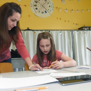 Italia permite a los niños dar un paseo en compañía de uno de sus padres