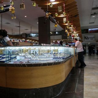 Cierra Centro Joyero ante contingencia por coronavirus