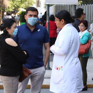 Reporta 3 muertes y 39 contagios en personal de salud por COVID-19