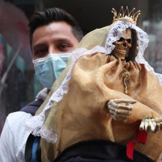 Fotogalería: El culto a la Santa Muerte no se detiene ni por el COVID-19