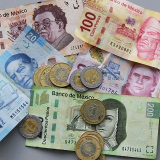 Gobierno prevé que deuda pública alcance nivel más alto en 30 años