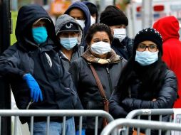 En sólo un día, Estados Unidos ha registrado un aumento de 27 mil casos confirmados. EFE/P. Foley