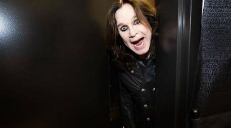 Ante la situación crítica de la pandemia del COVID 19, Ozzy tiene que continuar en cuarenta. INSTAGRAM / ozzyosbourne