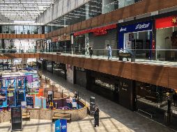 Tienas cerradas en centro comercial de Ciudad de México. El domingo se revelarán los acuerdos obtenidos entre el Gobierno federal y la iniciativa privada. SUN/G. Espinosa