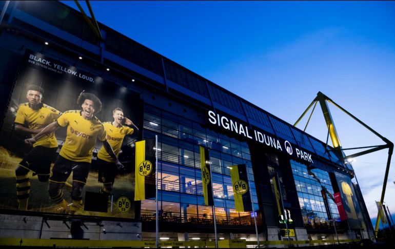 ''A partir del sábado, pacientes sospechosos de estar infectados o ya infectados por el coronavirus serán atendidos en la zona de la tribuna norte'', indica el club. TWITTER / @BVB