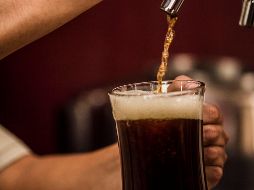 La elaboración de cerveza no es una actividad sencilla pero tampoco es imposible; los ingredientes principales son agua, malta, lúpulo y levadura. EL INFORMADOR / ARCHIVO