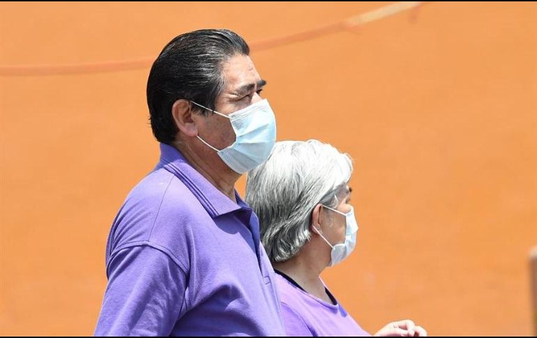 El Instituto Mexicano del Seguro Social brindará atención a pacientes con COVID-19 a través de 120 hospitales a nivel nacional. EFE/J. Núñez