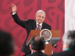 Andrés Manuel López Obrador subraya que la Ley de Austeridad Federal ordena la desaparición de los fideicomisos públicos sin estructura orgánica ni mandatos. EFE/J. Pazos