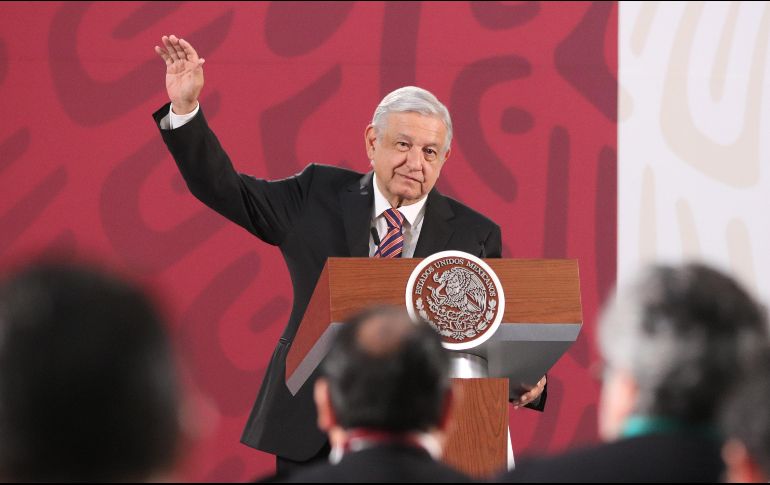Andrés Manuel López Obrador subraya que la Ley de Austeridad Federal ordena la desaparición de los fideicomisos públicos sin estructura orgánica ni mandatos. EFE/J. Pazos