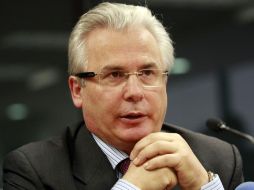 Garzón señala que desde este viernes, y por prescripción médica, continuará el tratamiento en aislamiento 