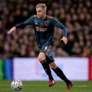 Donny van de Beek descarta fichar con Real Madrid