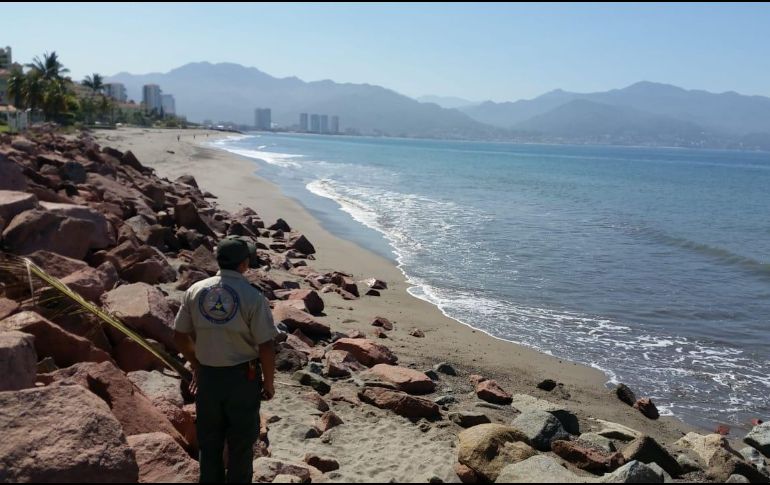 Elementos de Protección Civil realizan recorridos en playas de Jalisco. TWITTER@PCJalisco
