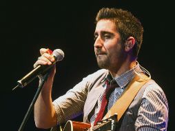 Álex Ubago. Foto tomada durante un concierto del cantante en el Teatro Diana. ARCHIVO