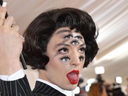 Ezra Miller se ha caracterizado por ser muy extrovertido al decir y hacer lo que piensa cuando se encuentra en entrevistas. AFP / ARCHIVO