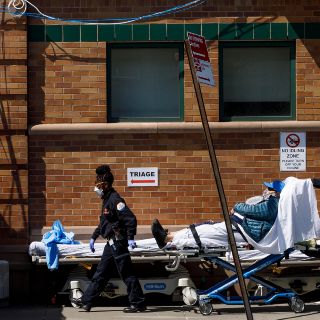 Estados Unidos supera los 10 mil muertos por COVID-19