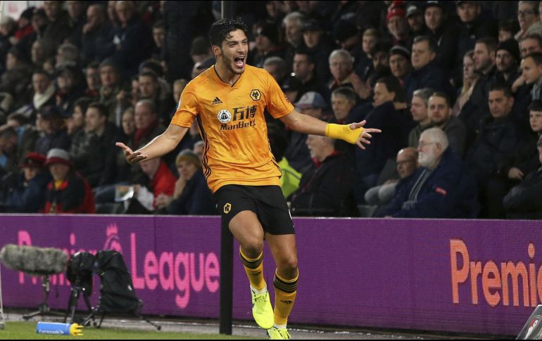 Con 26 goles en la Liga Premier de Inglaterra, Jiménez es el goleador histórico del Wolverhampton. AP / ARCHIVO