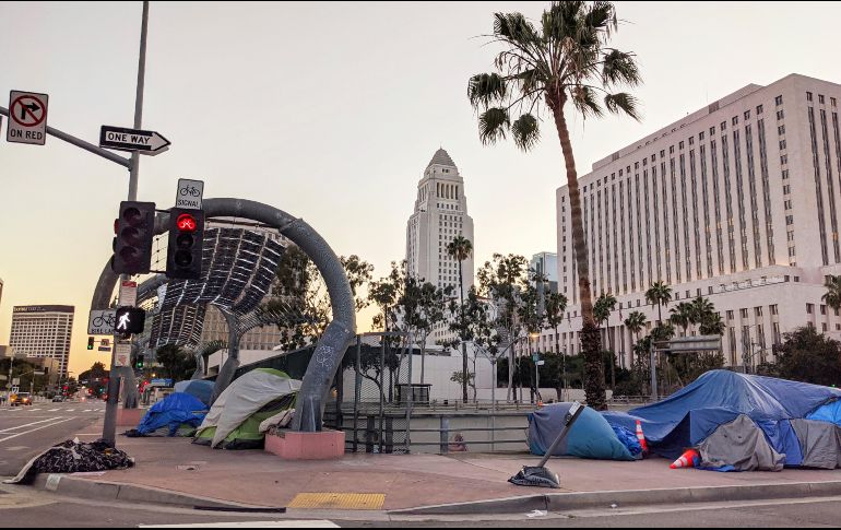 El condado de Los Ángeles tiene la mayor concentración de personas en situación de calle en California, con 60 mil. AP/ARCHIVO